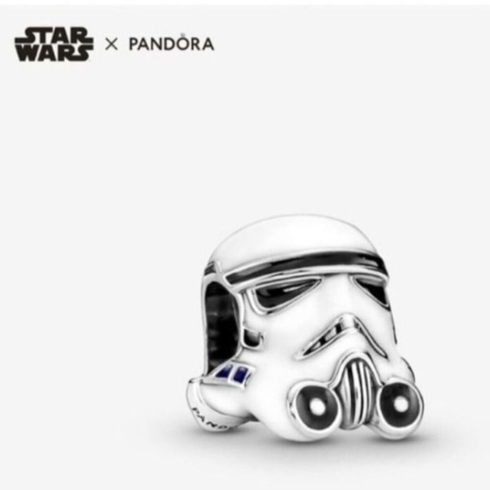 NWOT Starwars Stormtrooper Helmet LFL Retired Pandora Silver Charm